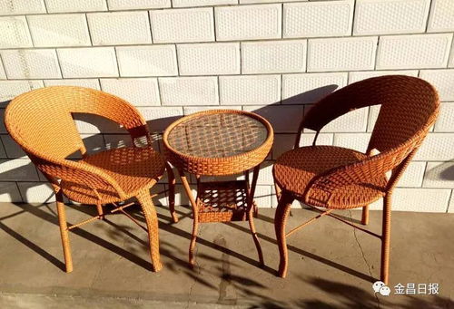 永昌南壩婦女編制生產南方的藤椅 藤桌